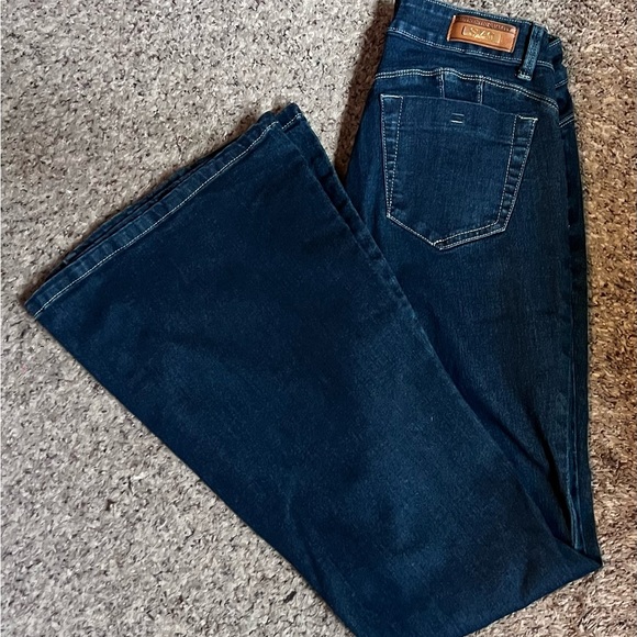 Stag Flare Denim Jeans in excellent condition. - Picture 3 of 5